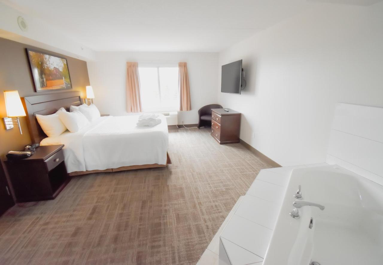 Canad Inns Destination Centre Club Regent Casino Hotel Winnipeg Exteriör bild