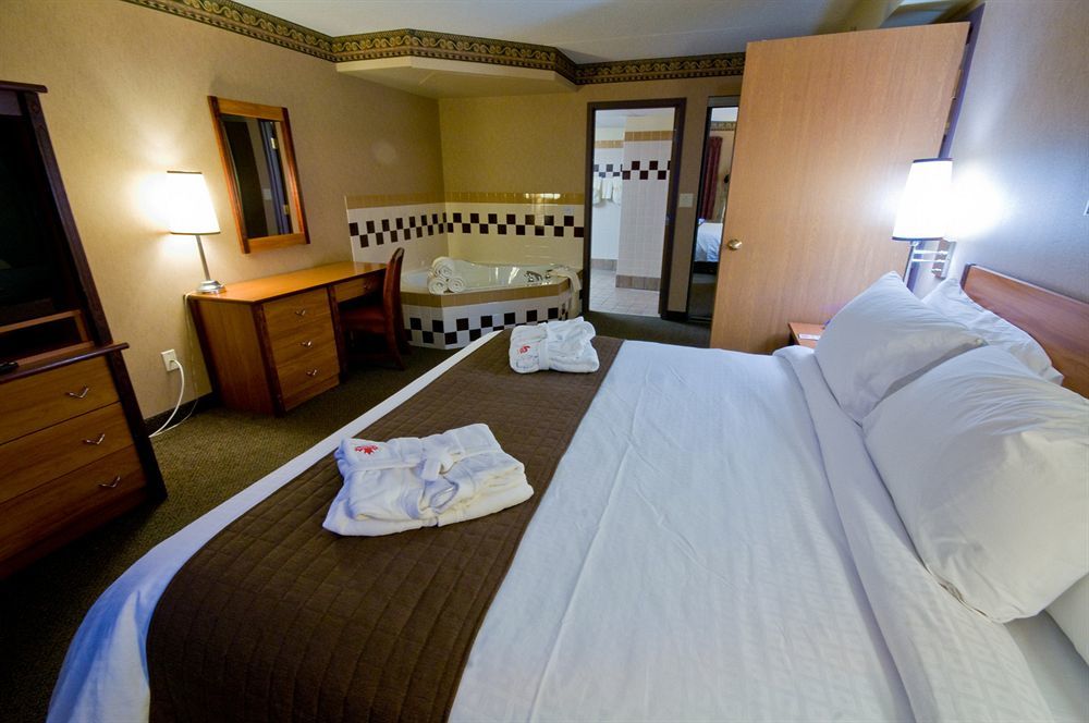 Canad Inns Destination Centre Club Regent Casino Hotel Winnipeg Exteriör bild