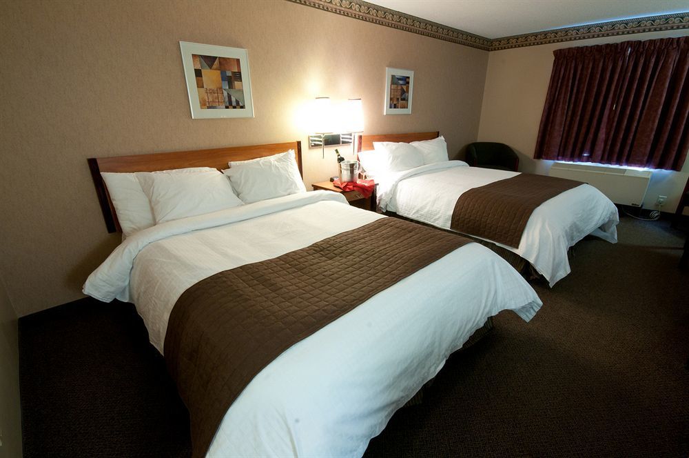 Canad Inns Destination Centre Club Regent Casino Hotel Winnipeg Exteriör bild