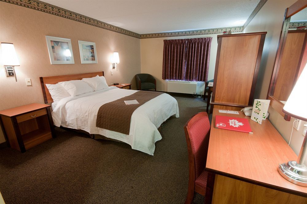 Canad Inns Destination Centre Club Regent Casino Hotel Winnipeg Exteriör bild